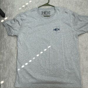 HE>I  grey shirt size XL
